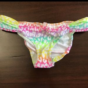 ISO!!!! Multicolored Animal Print VS Bottoms